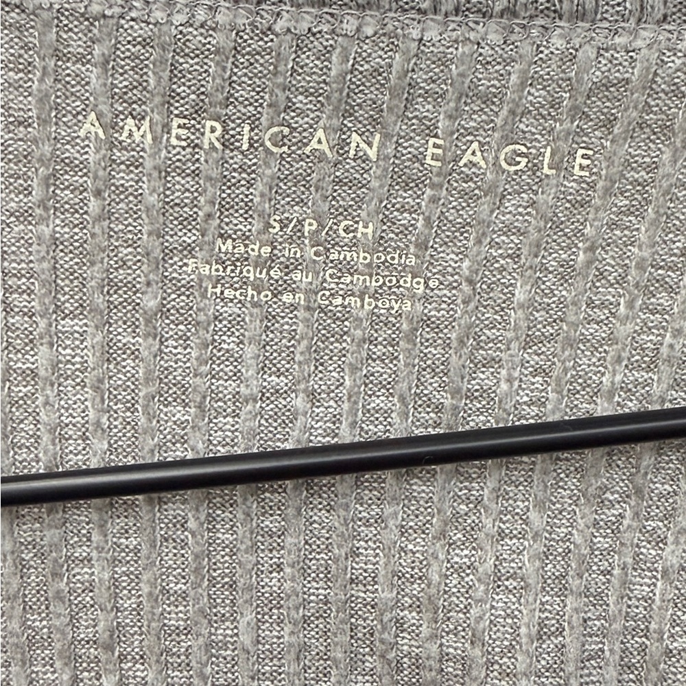 American Eagle Outfitters Gray Ribbed Fitted Blouse - Picture 3 of 4